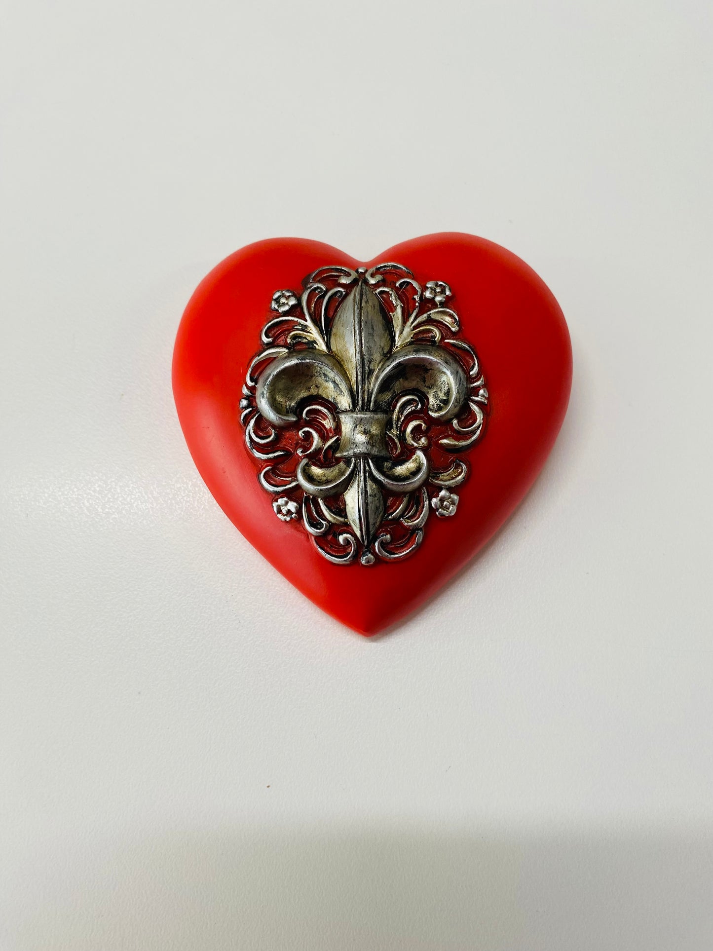 Red Fleur De Lis Heart