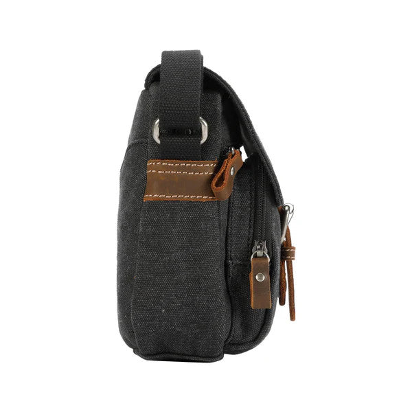 Troop Classic Small Flap Front Cross Body Bag - Black wash